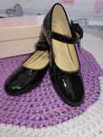 Eleganckie czarne buty dla dziewczynki r. 33