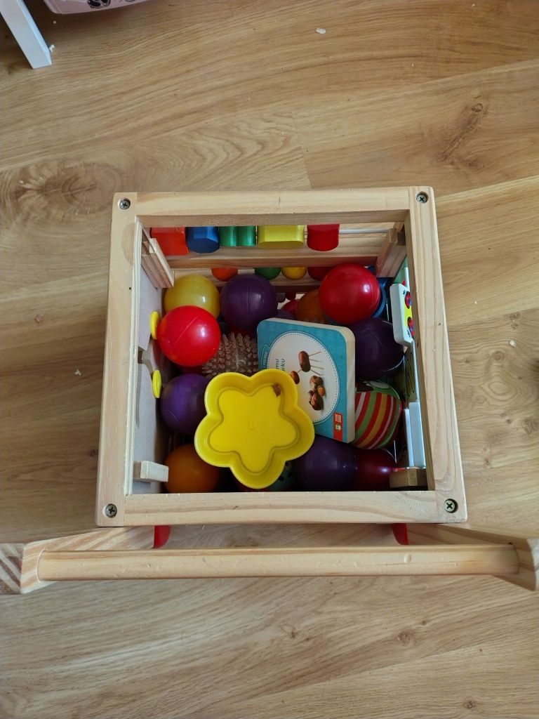 Wózek pchacz jeździk 6w1