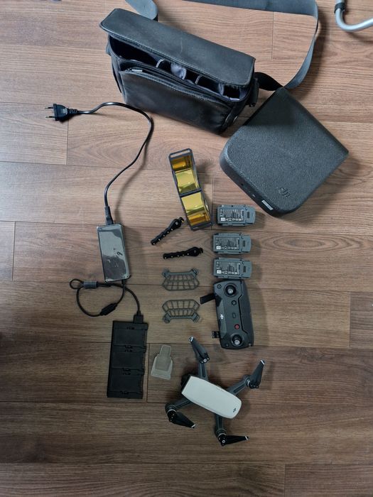 Dron dji spark cały zestaw.