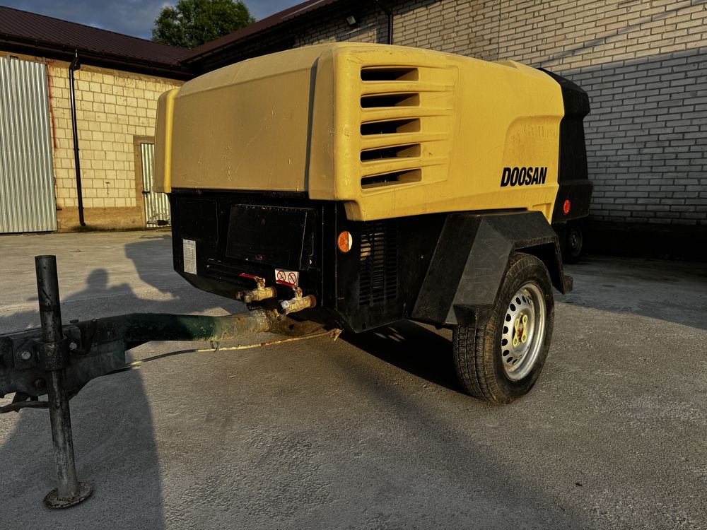 Kompresor stubowy Doosan ingersoll rand 7/41 zestqw piaskowania