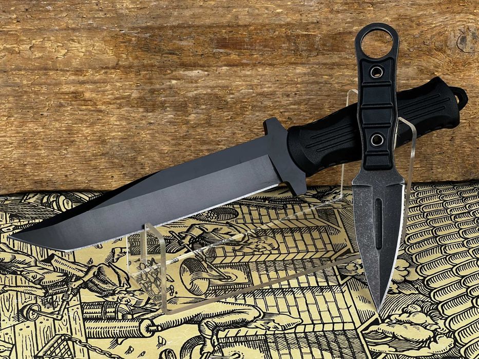 Комплект тактичних ножів. Нож танто и метательный