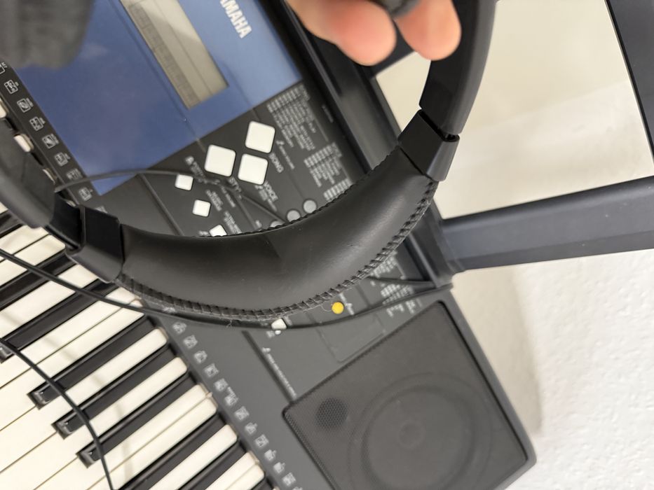 Синтезатор Yamaha psr e 333