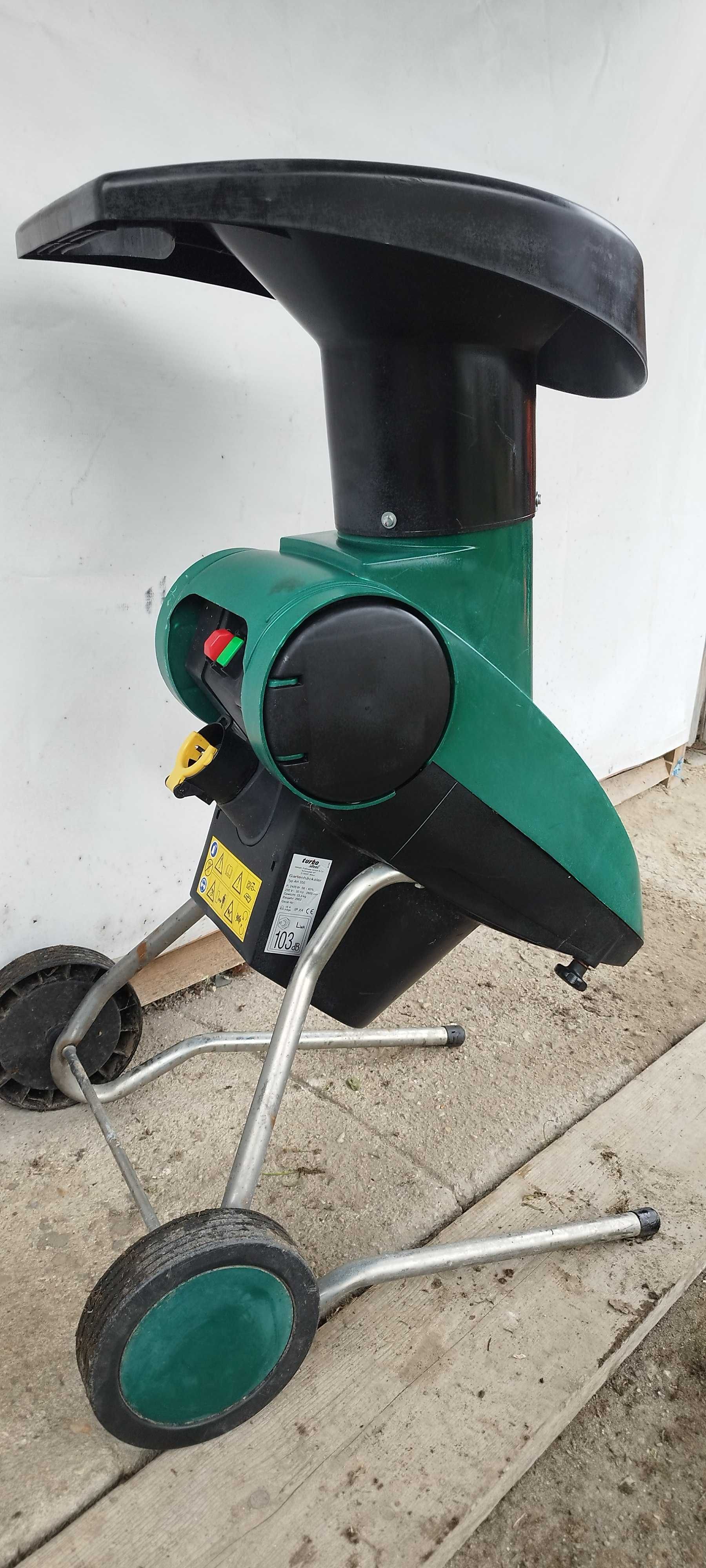 Rozdrabniacz rębak do gałęzi 4,5 cm  Rok Gwarancji 2400 watt + gratisy