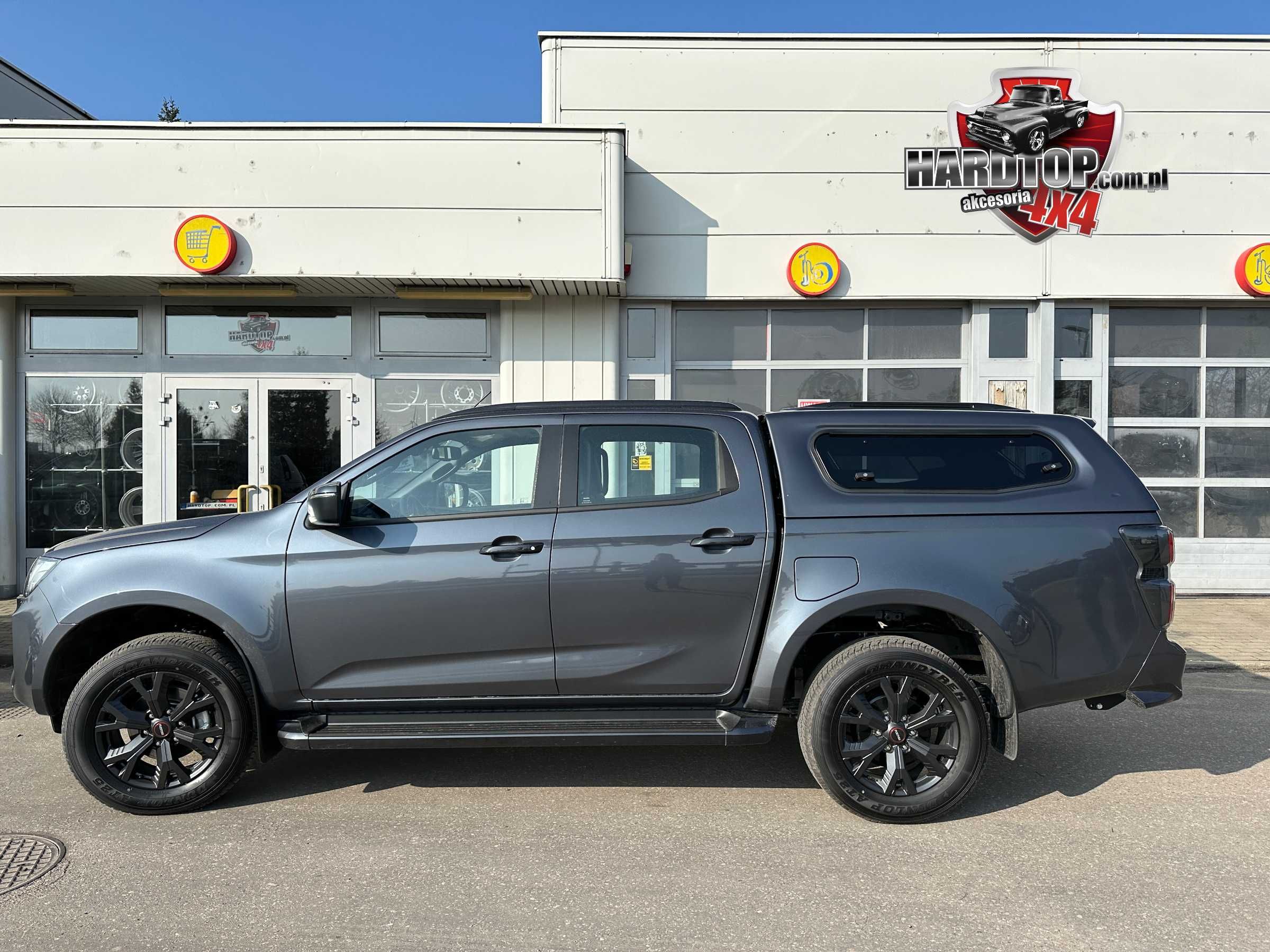 Zabudowa Isuzu D-Max HARDTOP 2020+ na pakę Szyby Podnoszone
