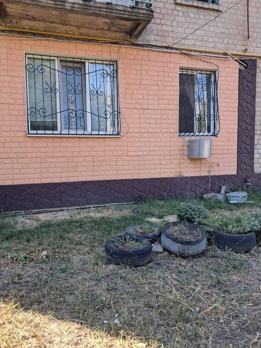 Продам двухкімнатну квартиру