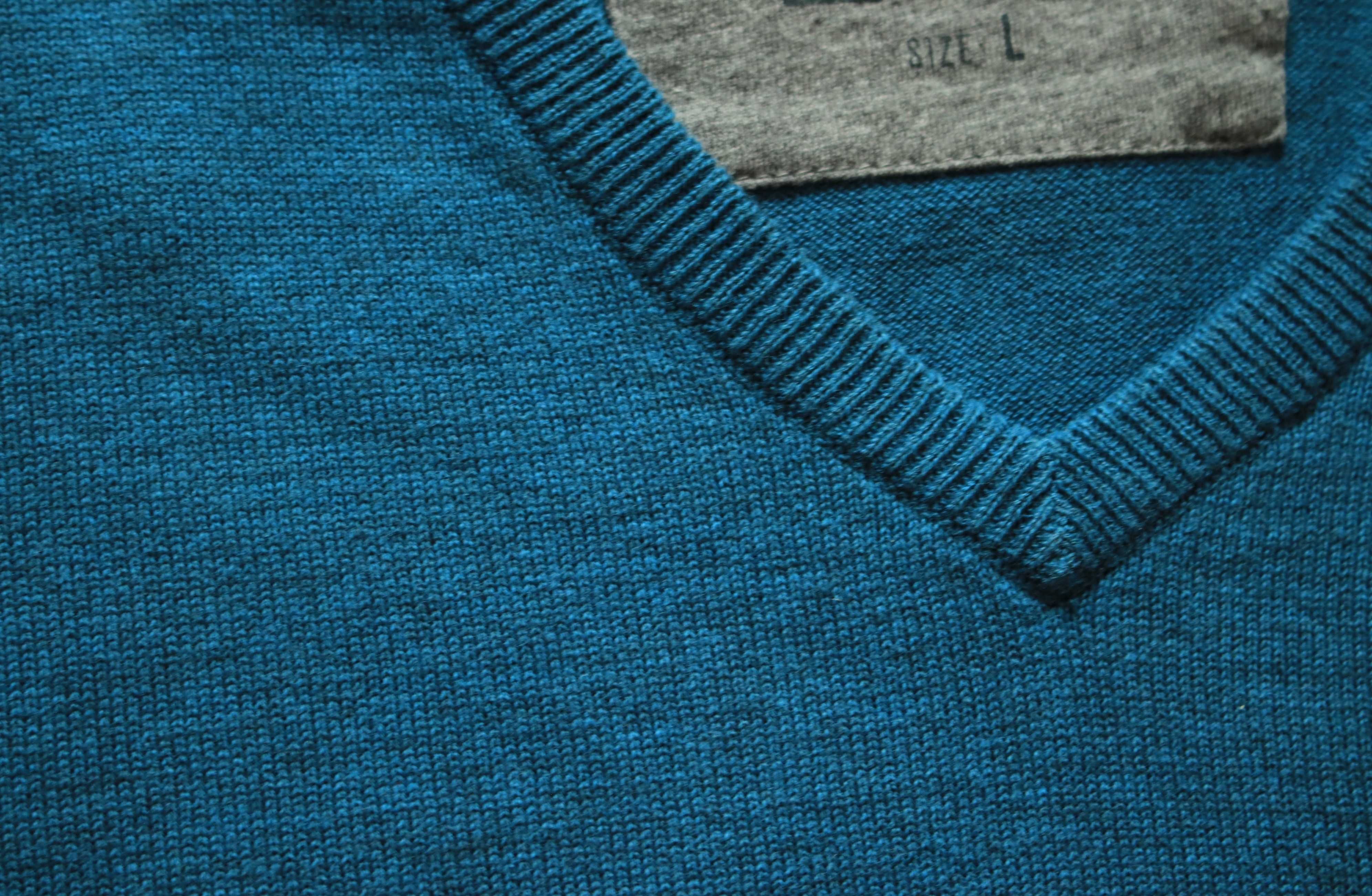 Sweter s.Oliver r. L męski nieb. dł rękaw bawełniany dekolt V