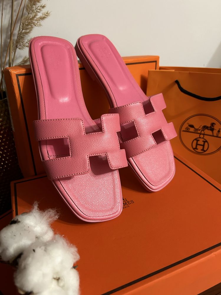 Шльопанці Hermes