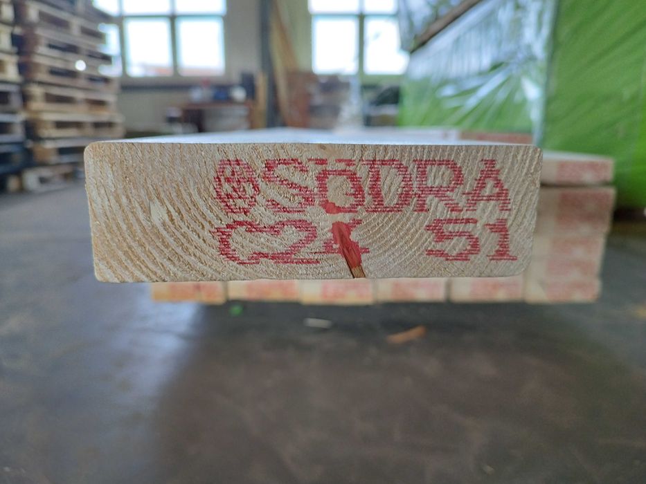 Drewno C24 konstrukcyjne 45x145mm- 45x195mm w dł.4200 i 5400mm  świerk