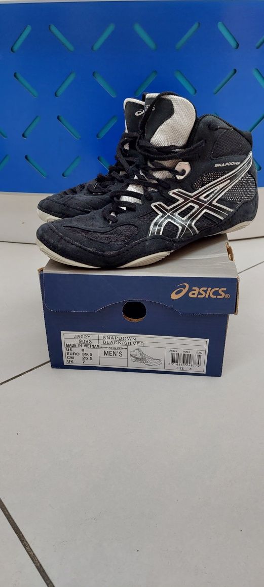 Buty na matę Asics