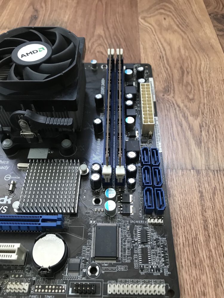 AMD A8-3850 (4 core)процессор,8 GB Ram,материнська плата Asrock A55