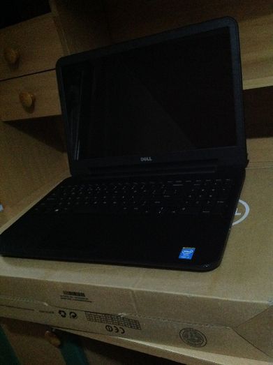 Dell Inspiron 3537 i7-4500U8GB1000 HD8850M