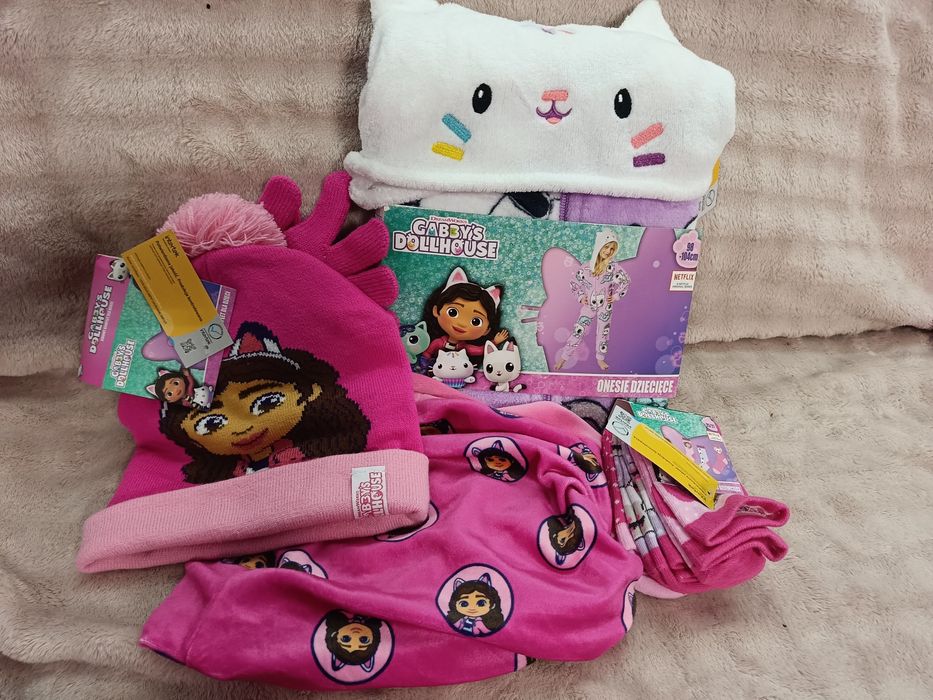 Koci Domek Gabi onesie strój przebranie piżama 98/104 skarpetki czapka