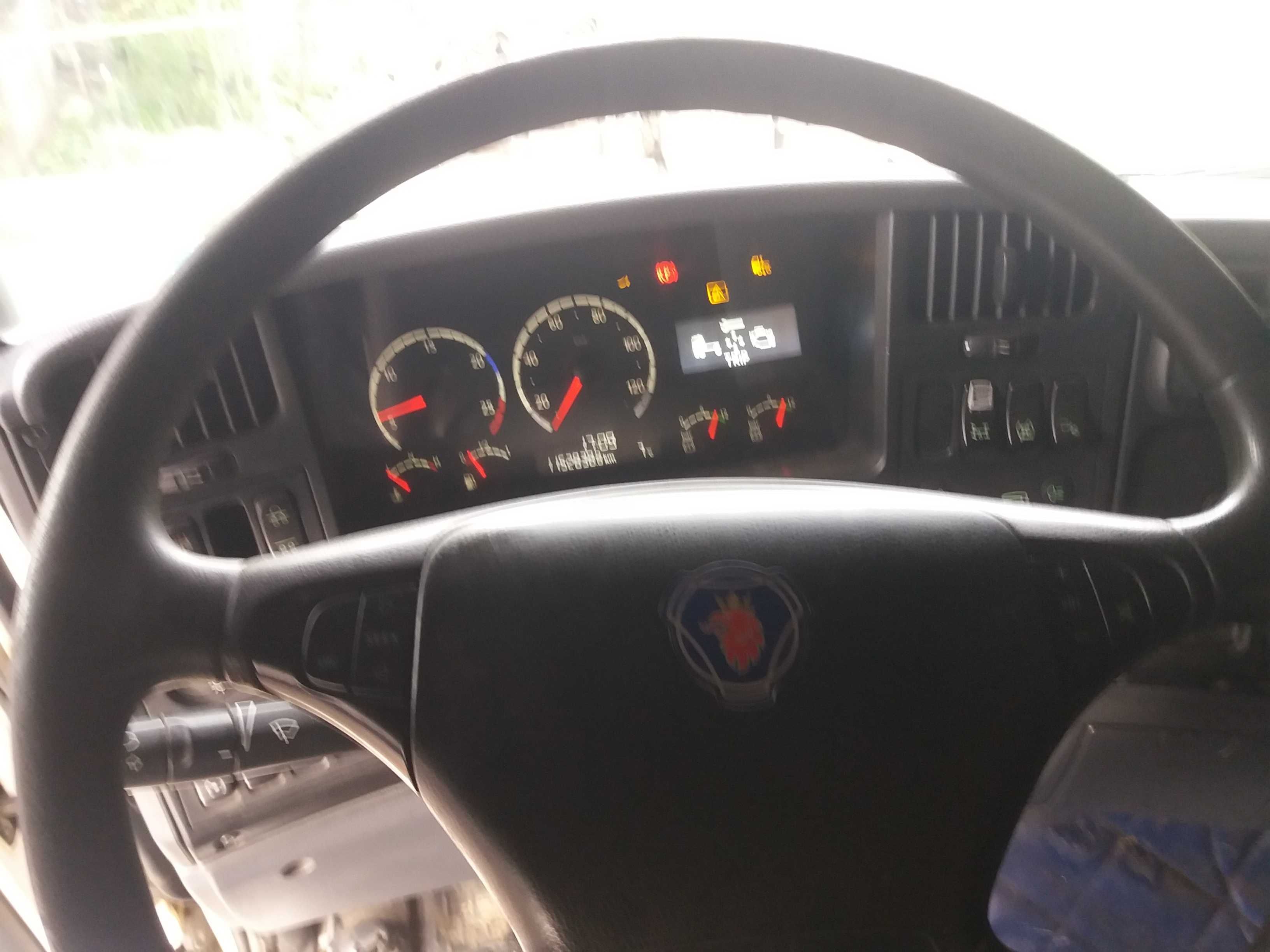 Camiao Scania r500