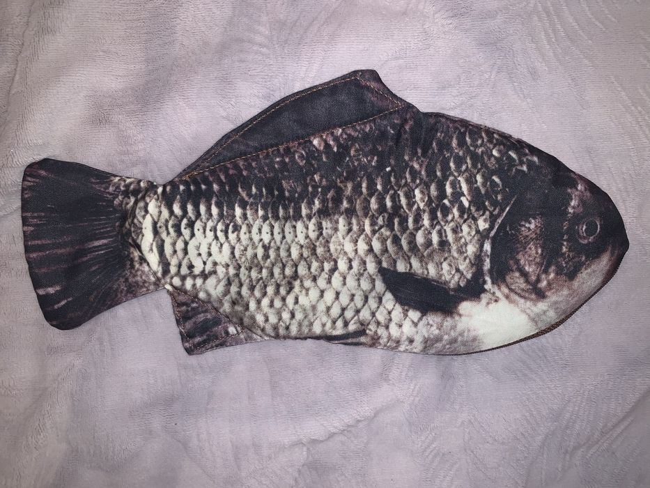 Пенал у вигляді риби