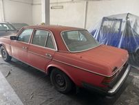 Vendo pecas Mercedes w123 versao Americana