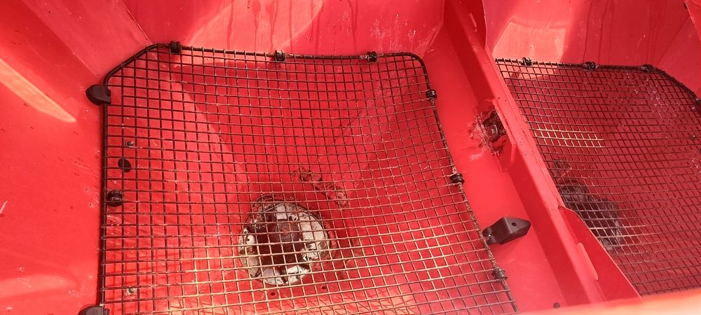 Sprzedam Rozsiewacz Kuhn AXIS M 40.2 W rok2018