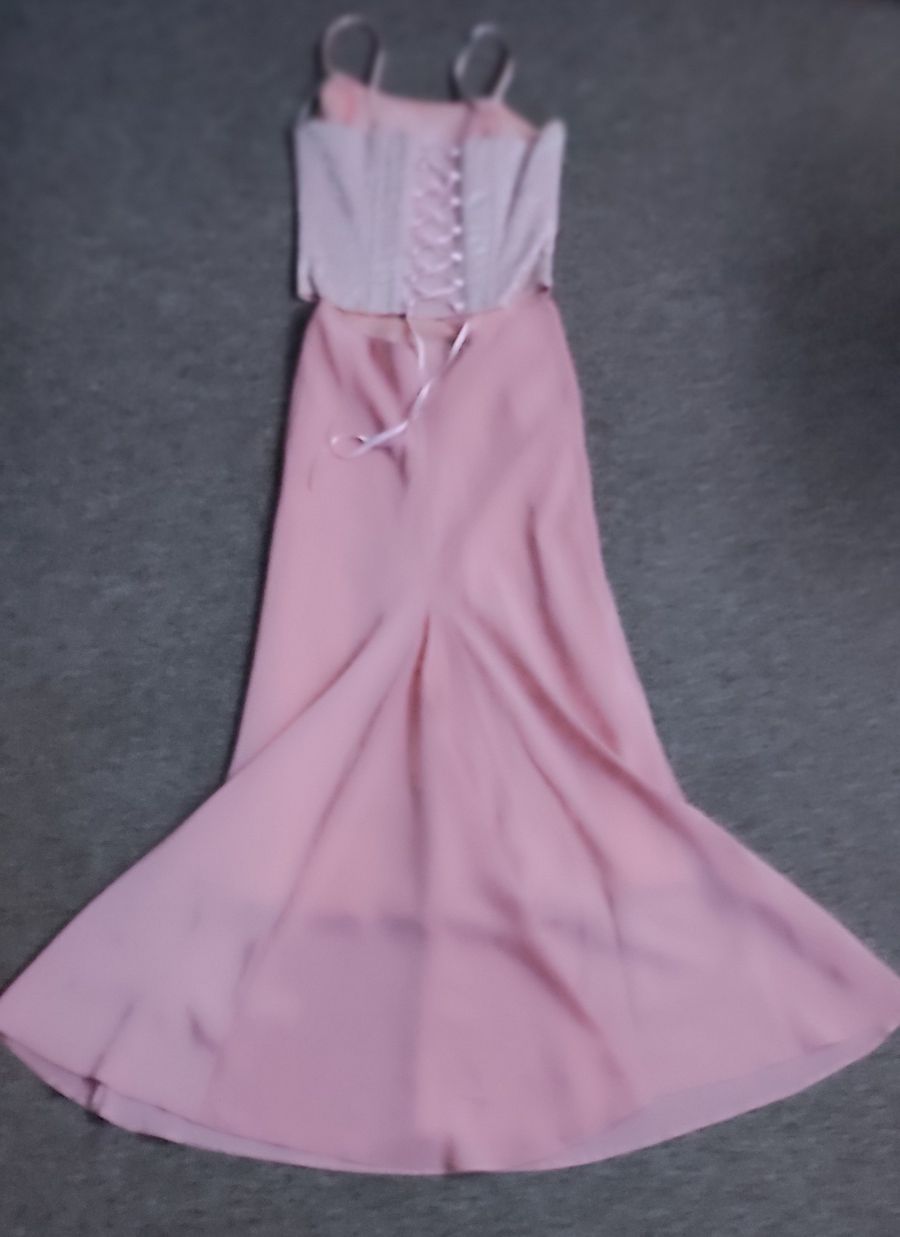 Balowa suknia z gorsetem i terenem rozmiar M