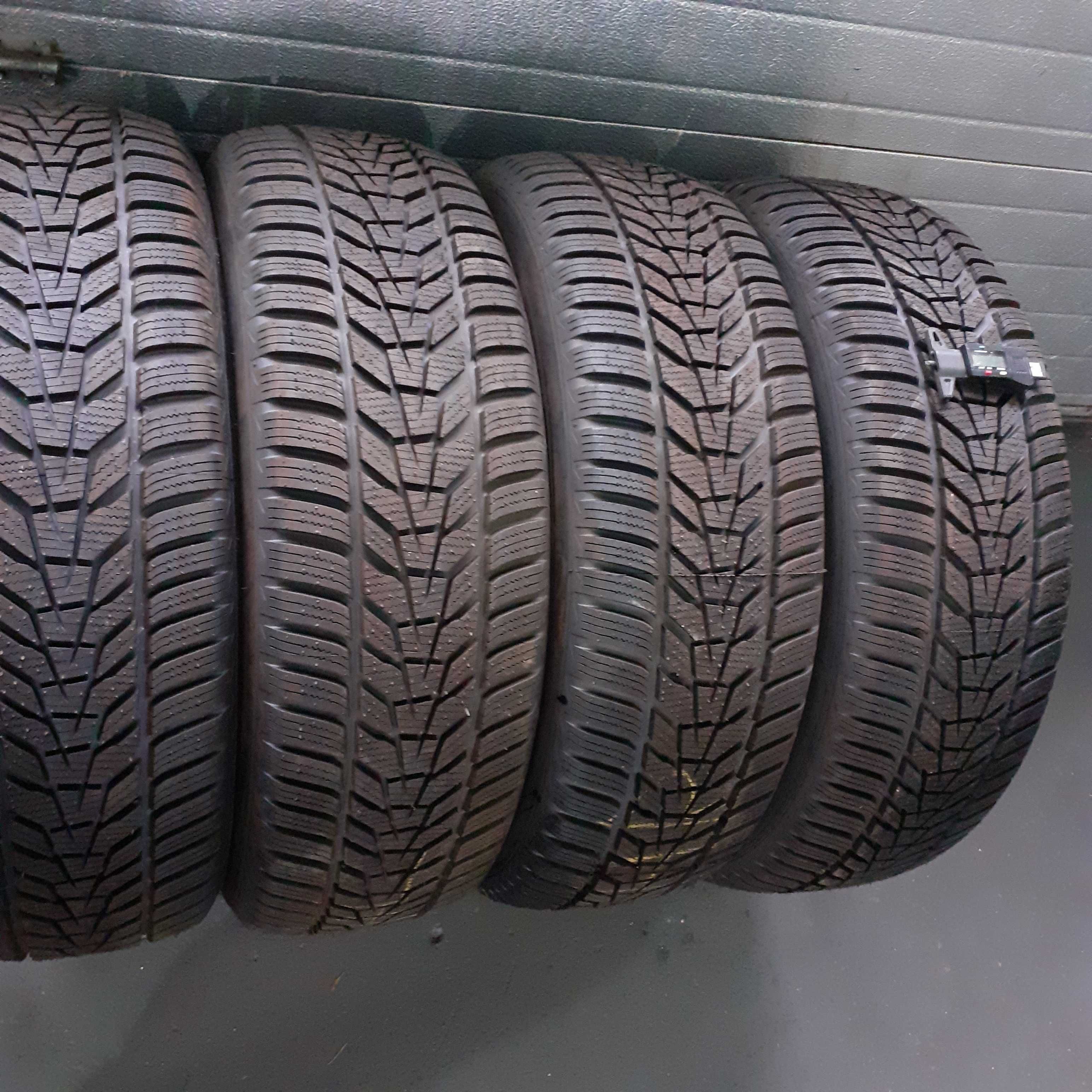 Komplet opon Hankook Winter Icept Evo 235/65 R17 108V Nr.516