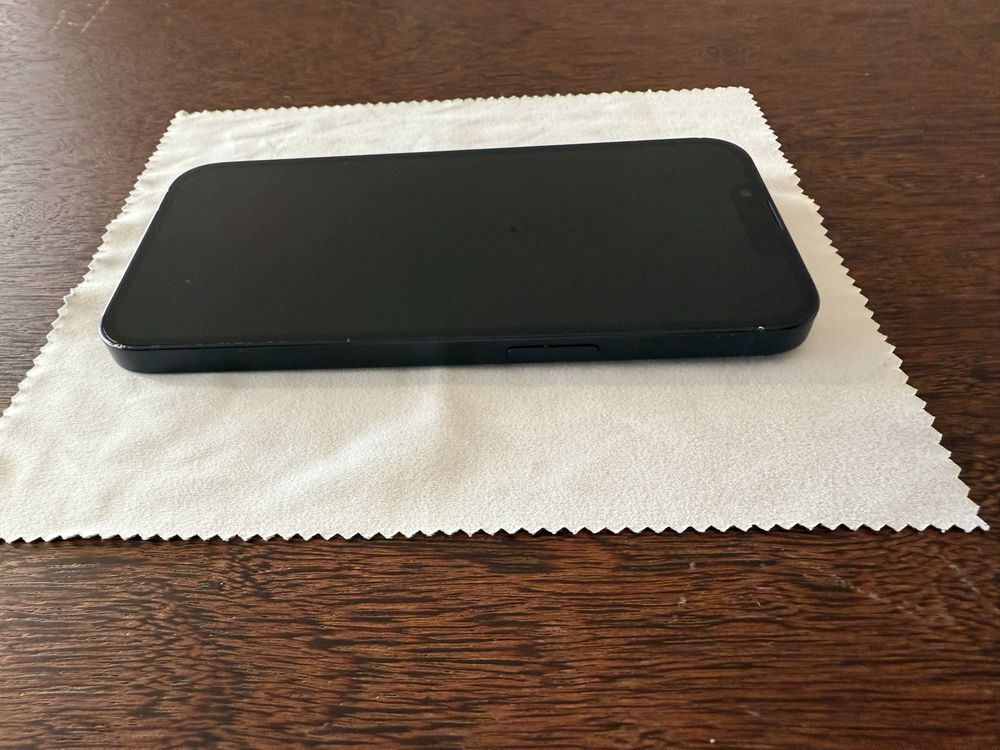 Vendo iPhone 13 ótimo estado