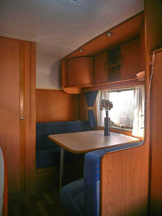 Autocaravana de reboque.