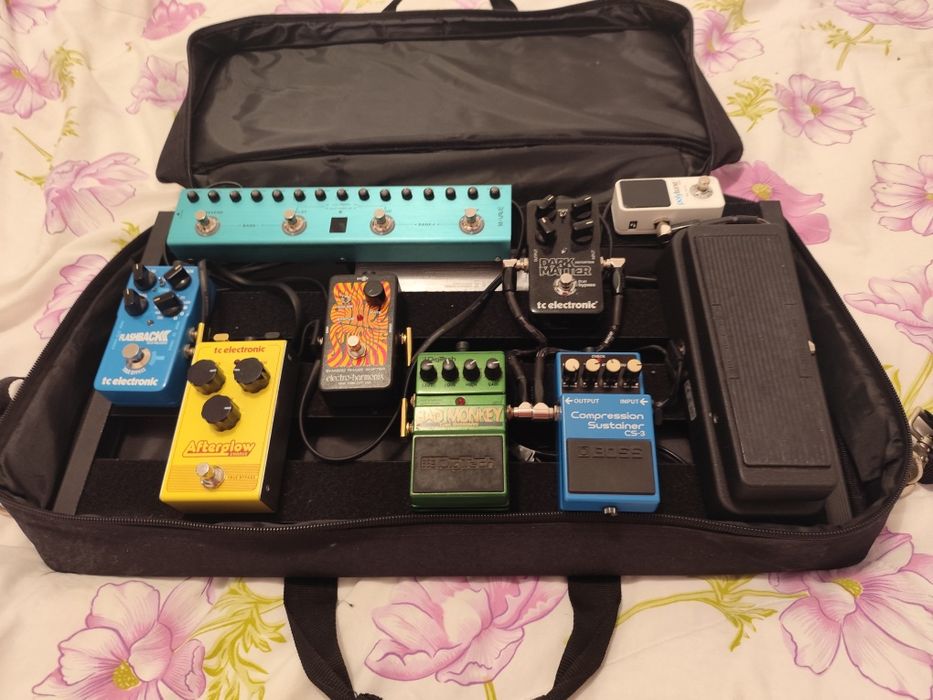 Pedalboard Completo, Plugar e tocar. Troco.