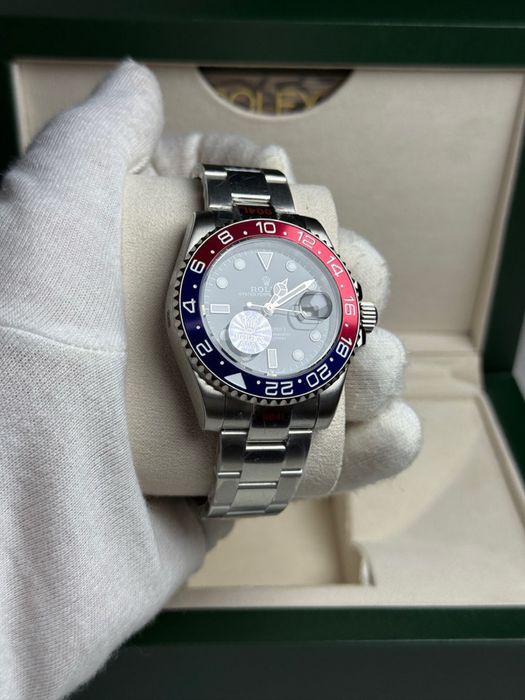 Rolex GMT-Master II - Pepsi
