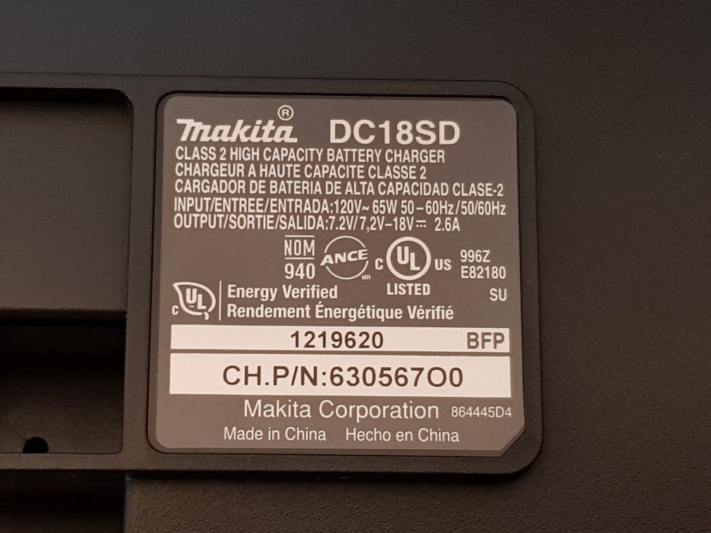 Оригинал зарядное Makita DS18RC 9А, DS18RD 9А (двойное) 110В, 220В