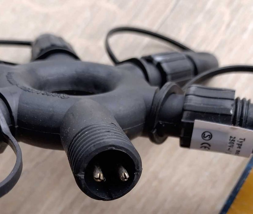 Markslojd Chrissline łącznik trójnik 8687 oświetlenie choinkowe IP44