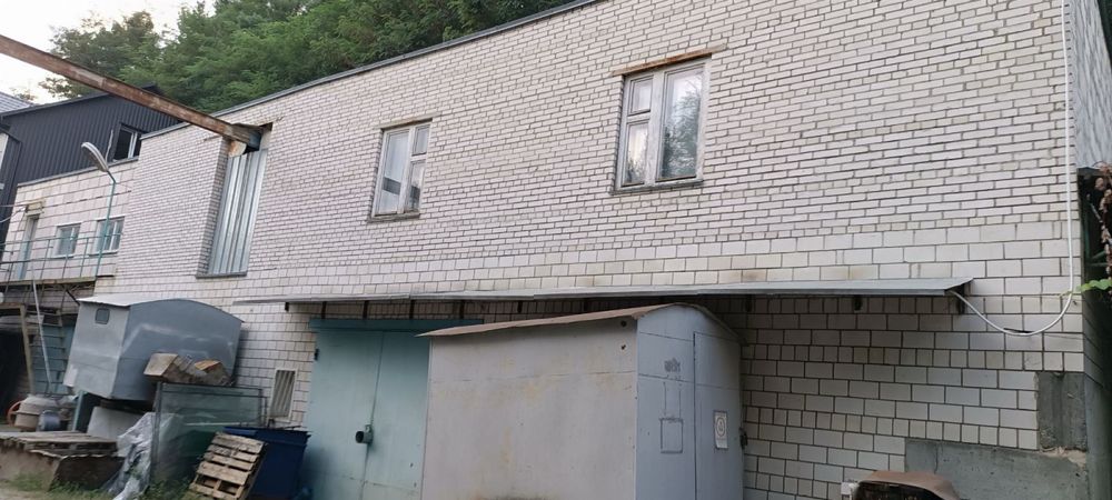 Продається виробнича база