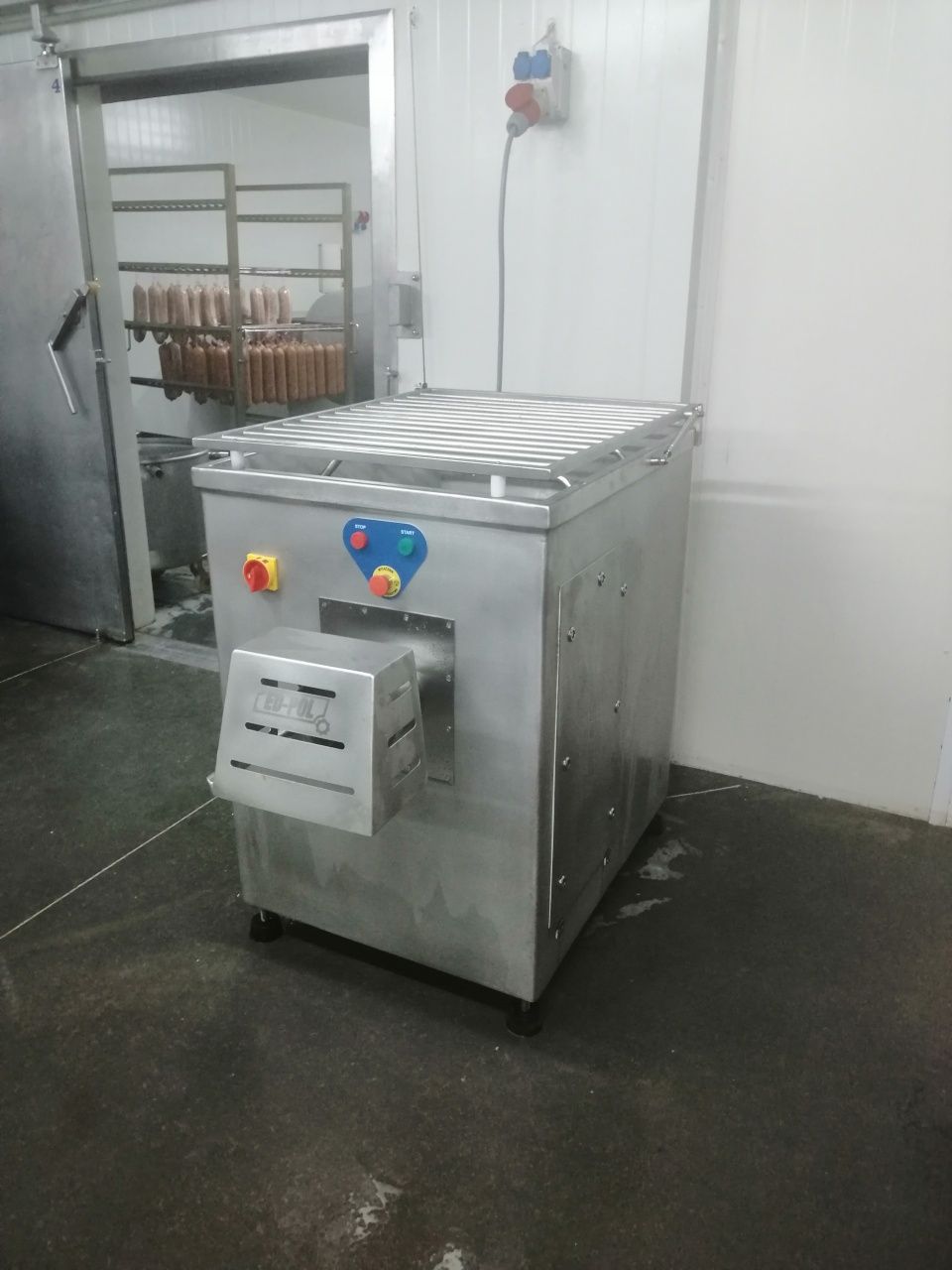 Wilk W 130  Fabrycznie Nowy