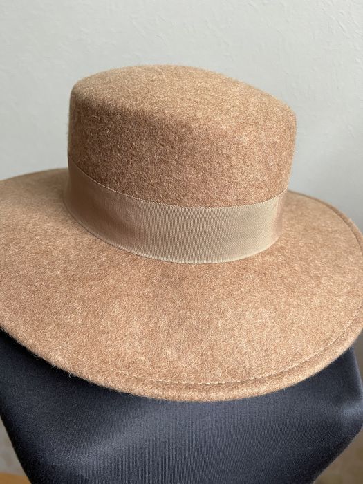 Шляпа Zara на осень/весну