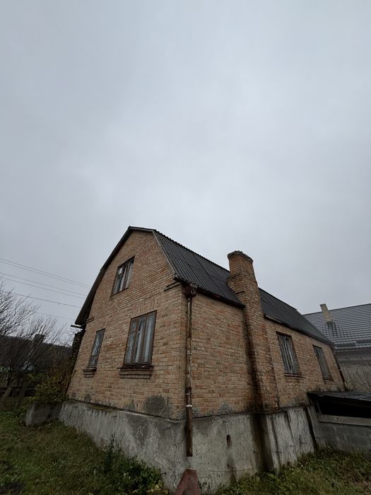 р Будинок з ділянкою 20 соток, можливість озера, укріплений фундамент