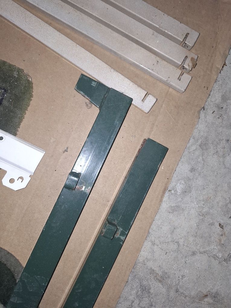 Cama de ferro usada