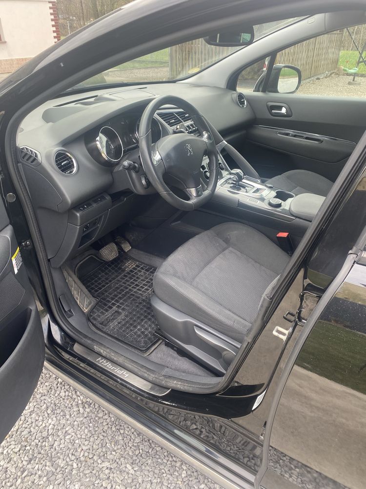 Peugeot 3008 4L/100 hybryda