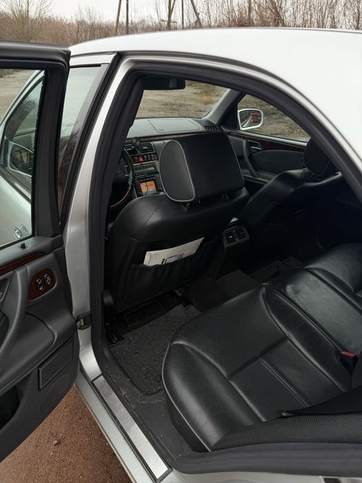 Mercedes E270 W210 elegant