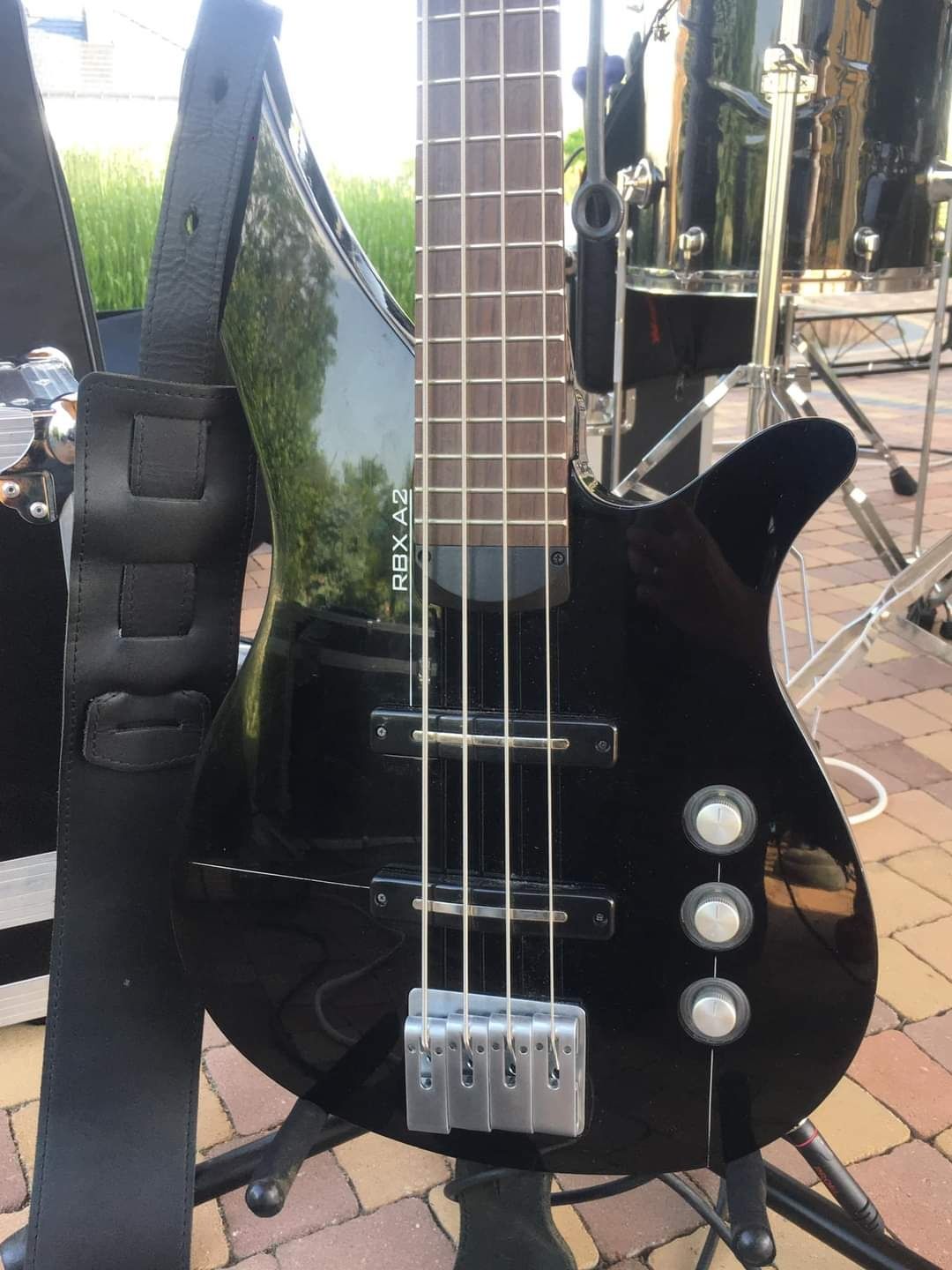 Gitara basowa Yamaha RBX4A2 + futerał + pas