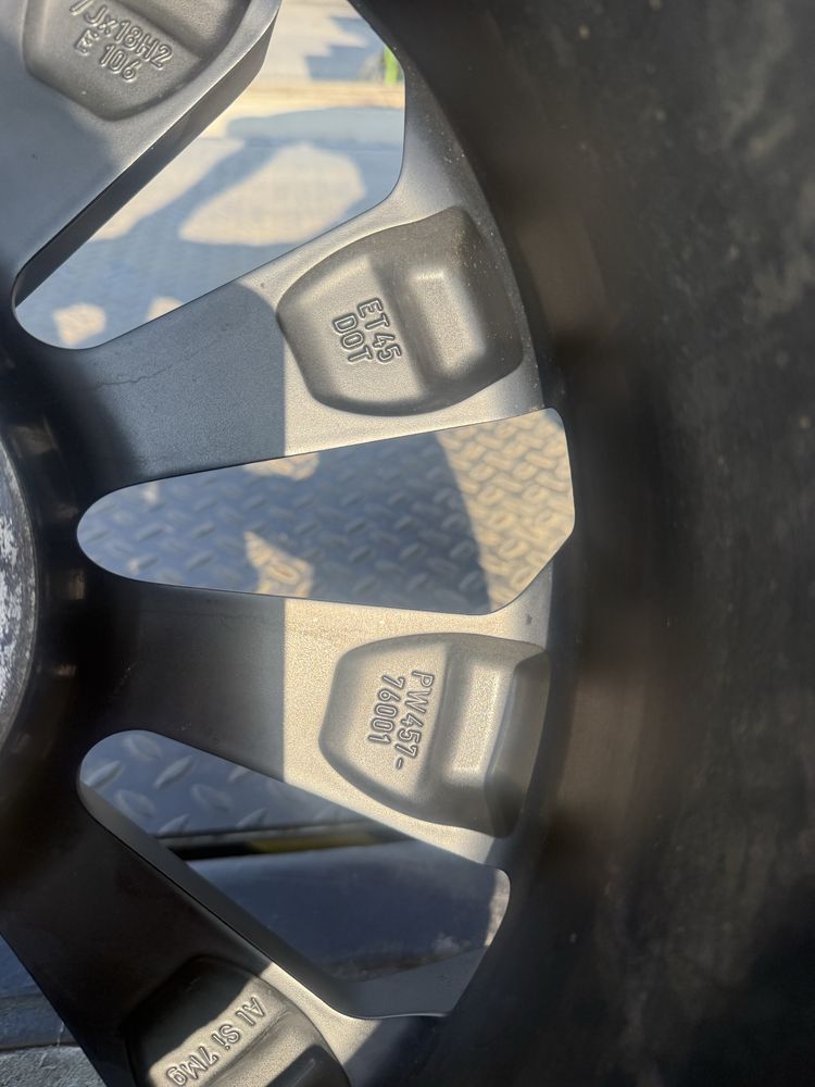 Alufelgi z oponami Lexus UX R18 Runflat