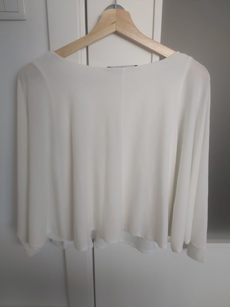 Blusa branca Bershka