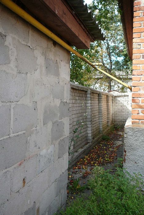 Жилой дом 160кв. с гаражом и своим двором в центре. Обмен на авто.