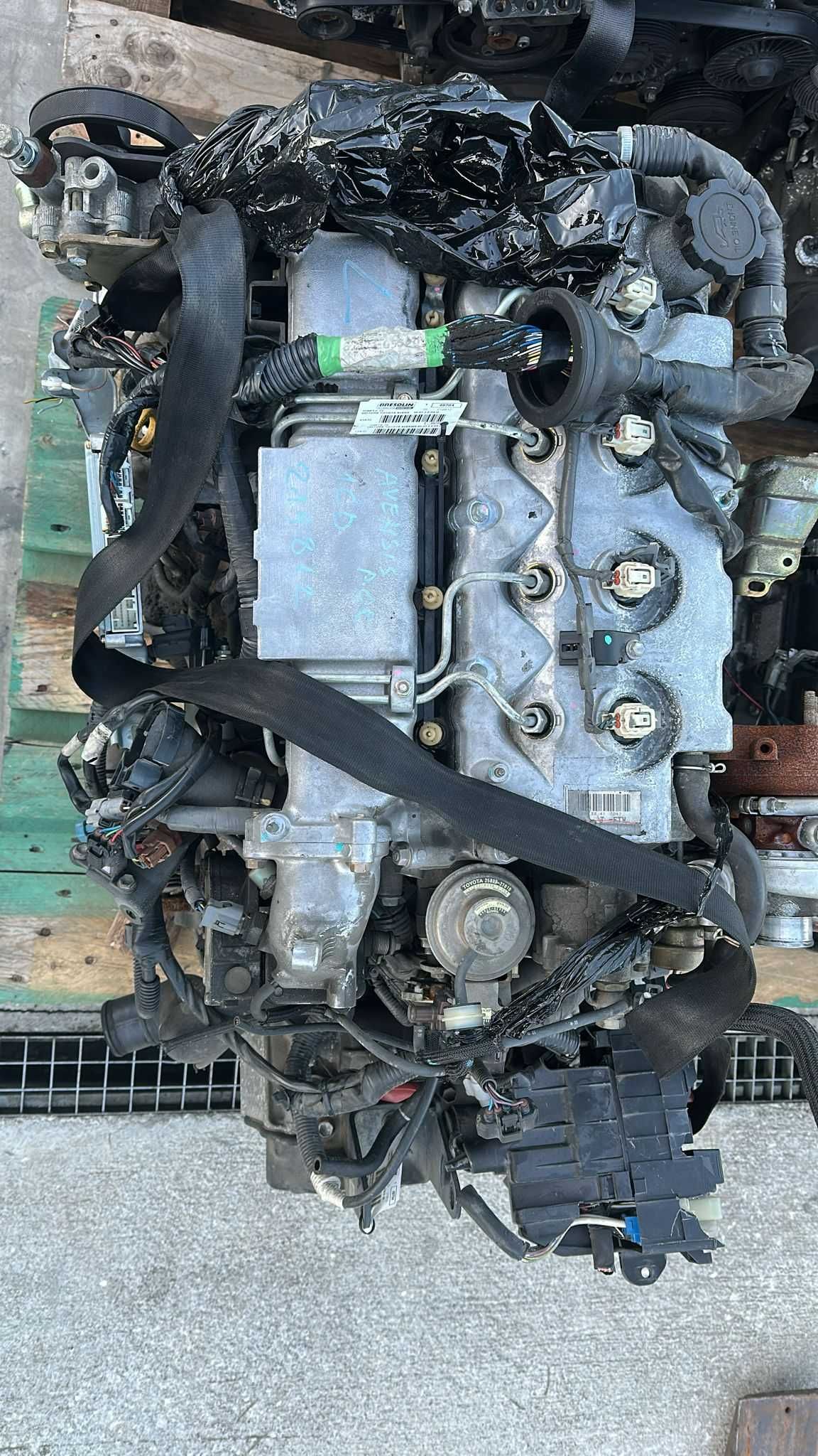 Motor Toyota Avensis 1CD