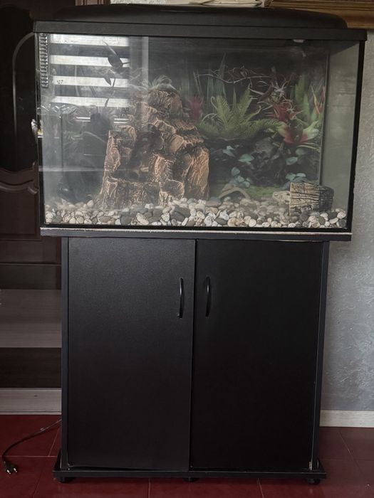 аквариум с тумбой