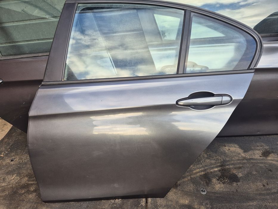 Bmw F30 Drzwi lewe tył tylne Mineralgrau B39