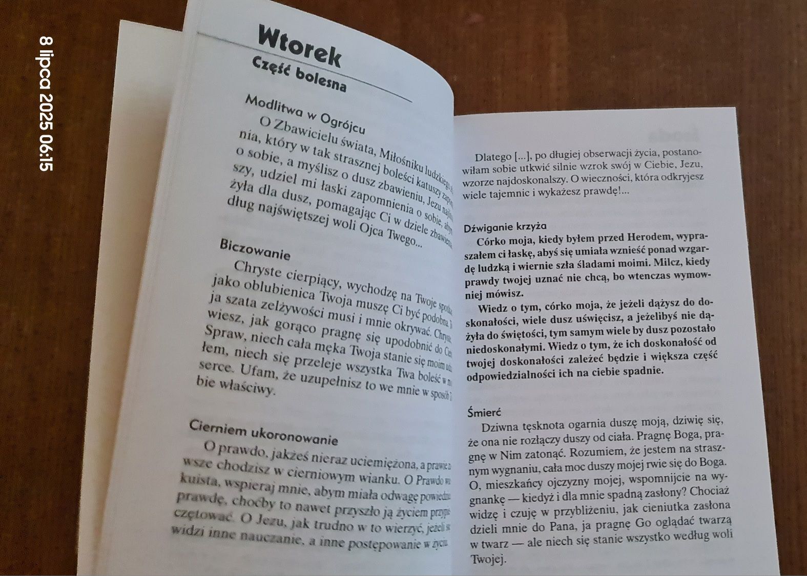Różaniec ze świętą Faustyną. Kremer Małgorzata