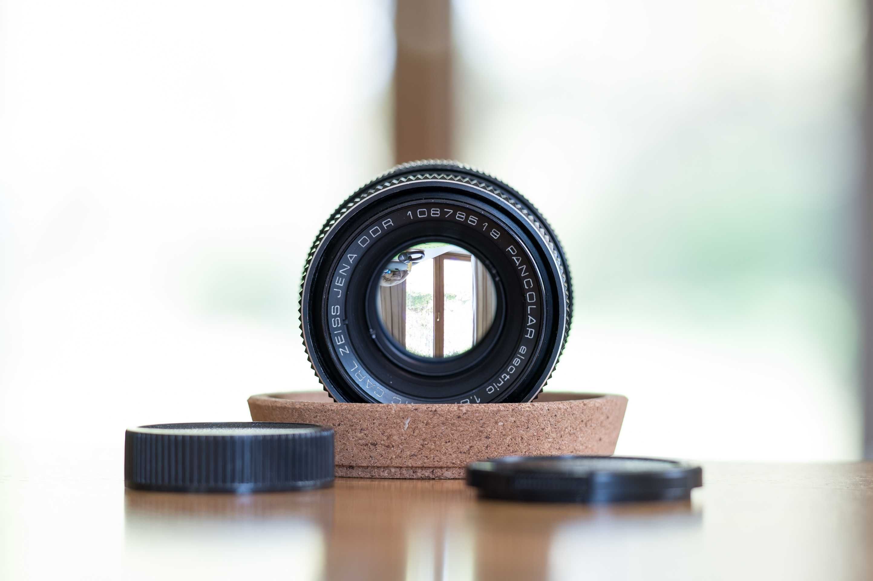 Carl Zeiss Jena Pancolar 50 f/1.8 M42 electric