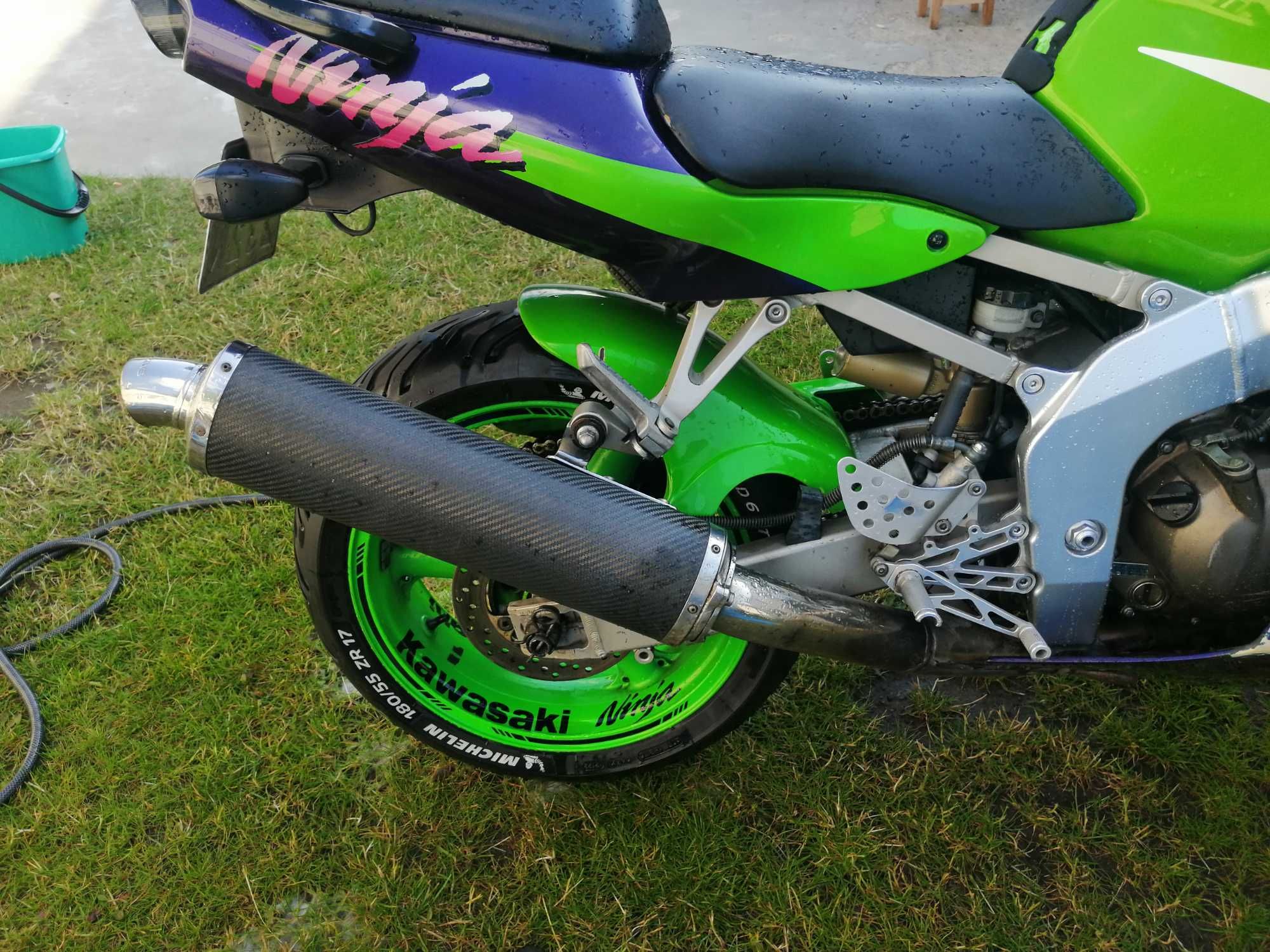 Kawasaki ZX6R 1999