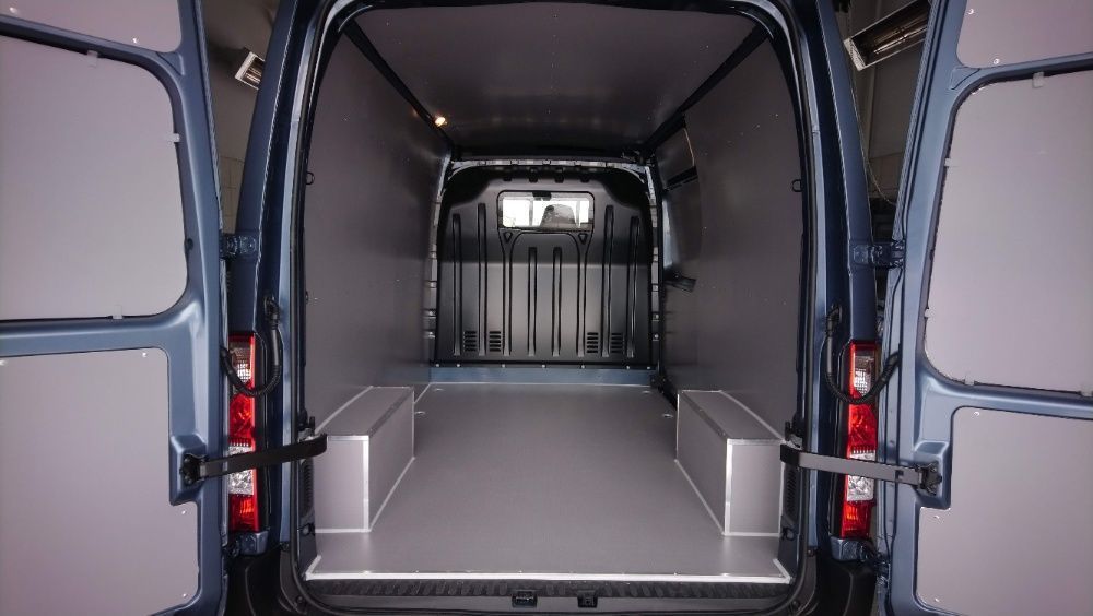 Renault Master L2H2 Zabudowa premium auta busa dostawczego