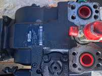 Sauer Danfoss ГІДРАВЛІЧНИЙ ПОРШНЕВИЙ НАСОС 90R075 Merlo 520971