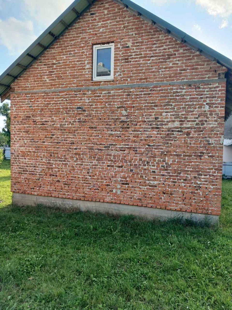 Продається будинок у селі