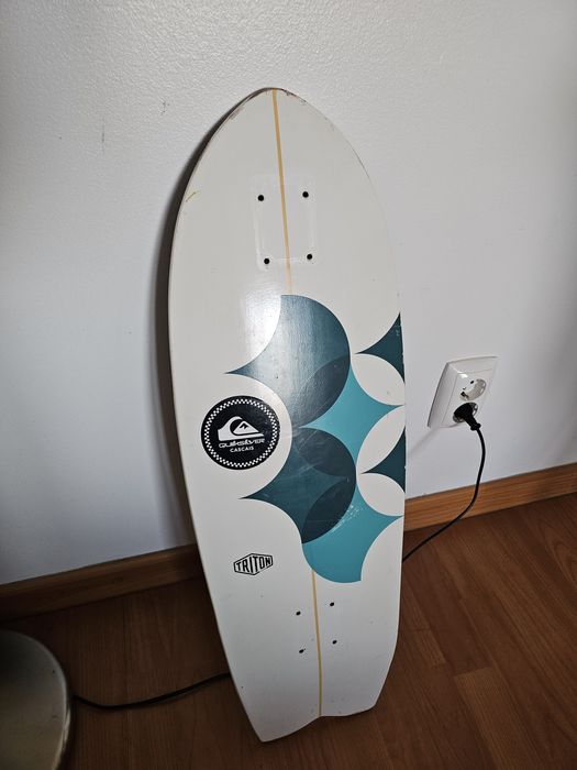 Tábua de skate surfskate Carver Triton