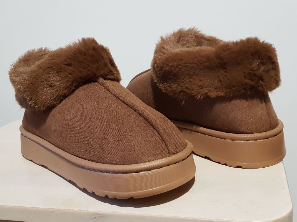 Kapcie zimowe 38-39 na platformie brązowe z cholewką w stylu ugg